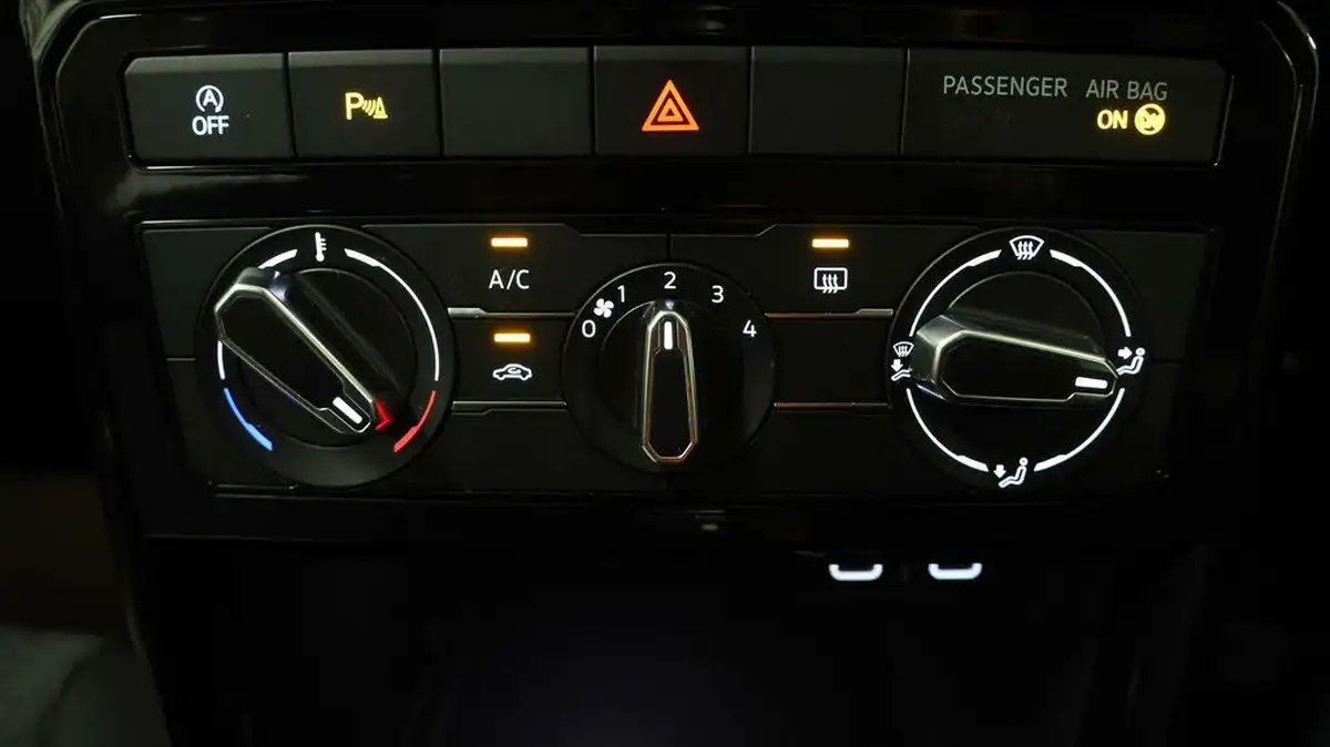 2024-volkswagen-t-cross-10-tsi-move-110ps-dsg-big-11