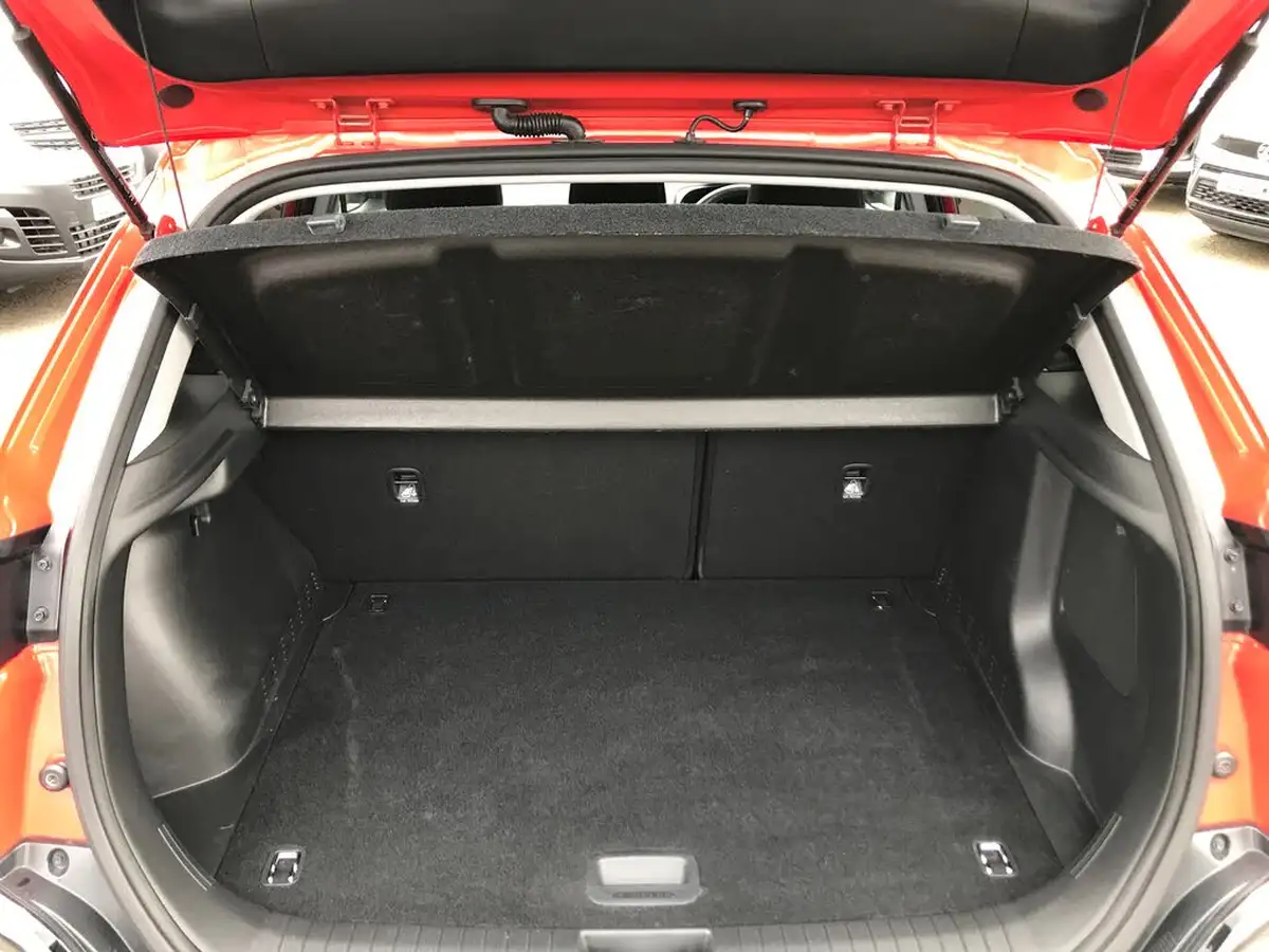 2022-hyundai-kona-16-gdi-premium-big-7