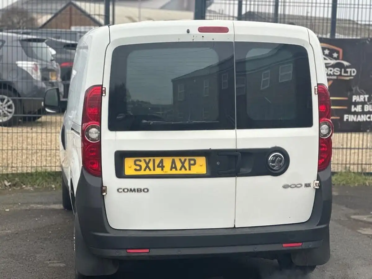 2014-vauxhall-combo-13td-combo-2000-ecoflex-panel-big-26