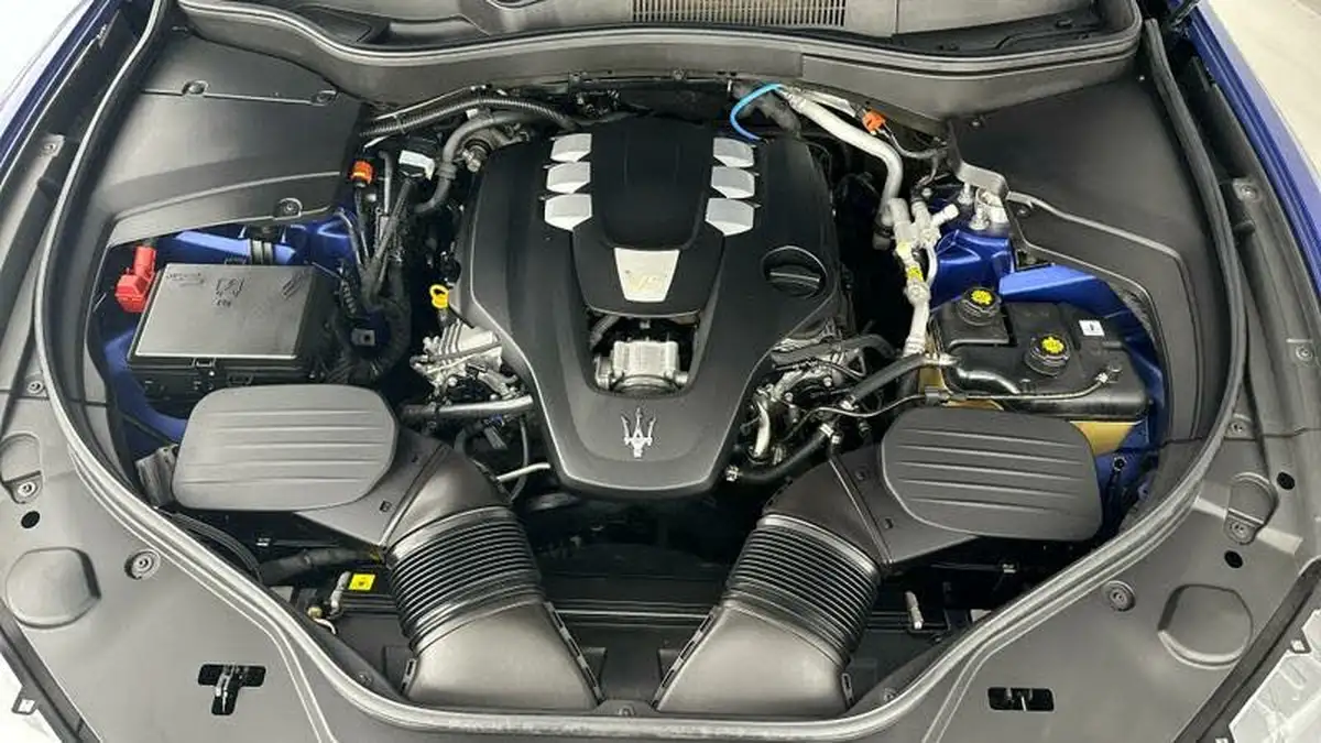 2020-maserati-levante-30-gransport-big-25