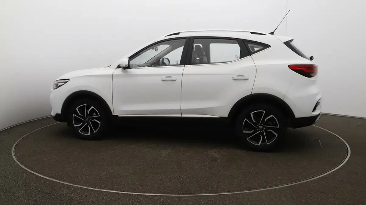2022-mg-zs-suv-15-vti-tech-exclusive-big-54