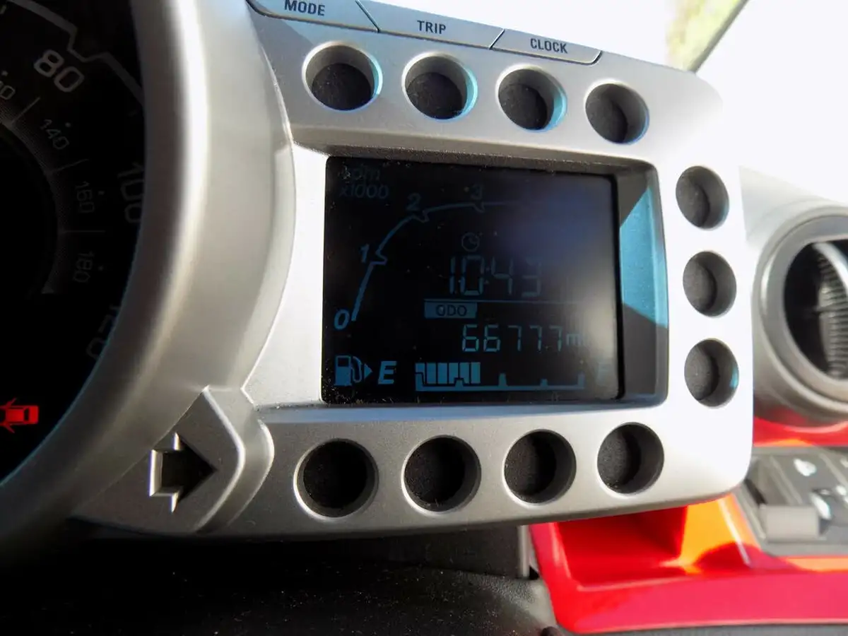 2012-chevrolet-spark-12-ls-big-21
