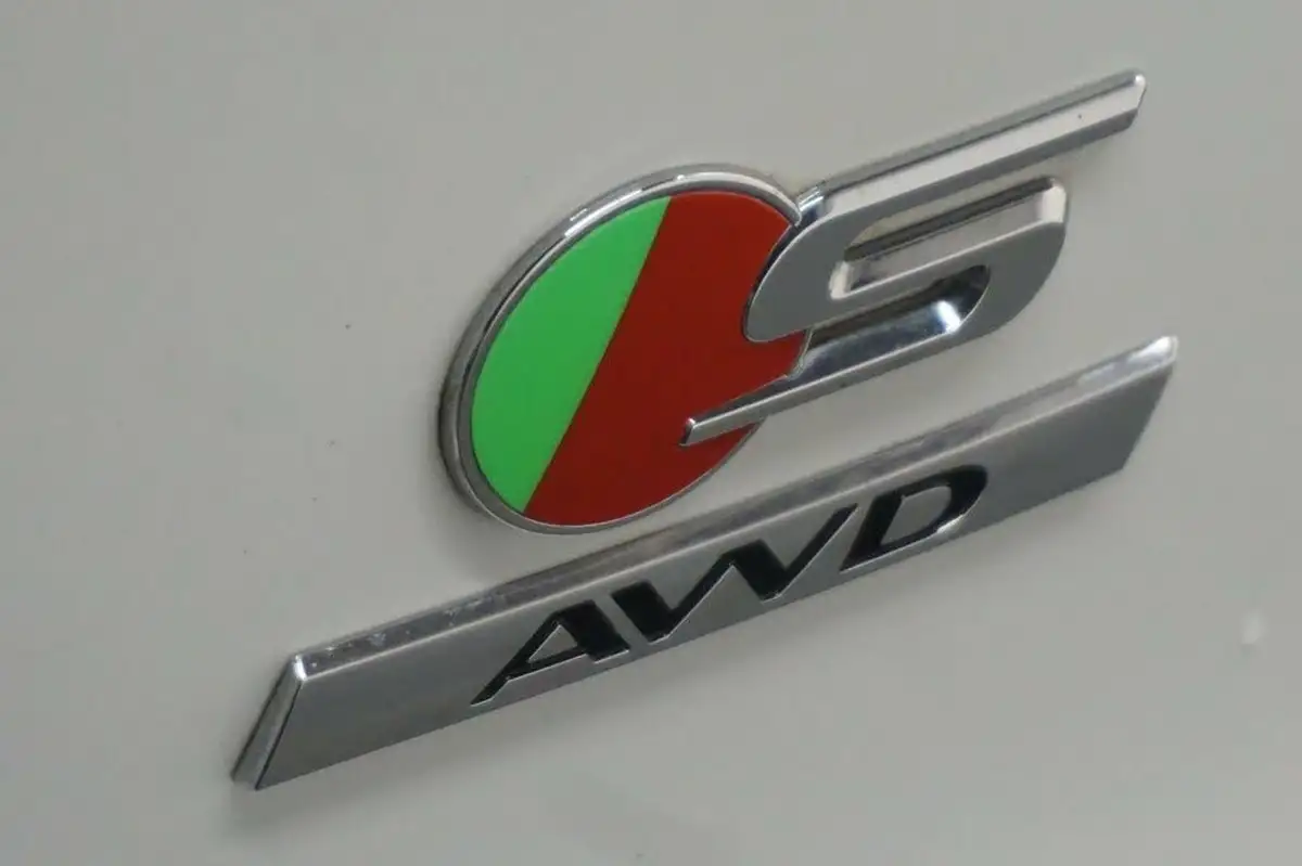 2019-jaguar-f-pace-30td-s-v6-ss-big-37