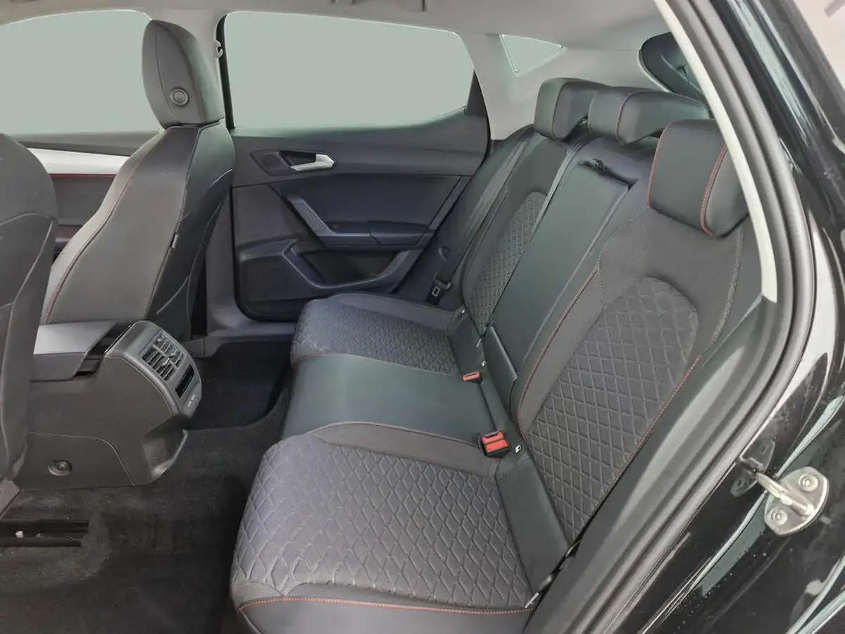 2021-seat-leon-15-tsi-evo-fr-130ps-hatchback-big-17