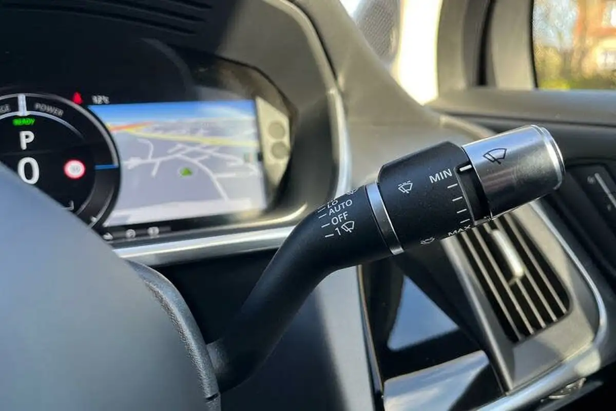 2019-jaguar-i-pace-ev400-se-big-25