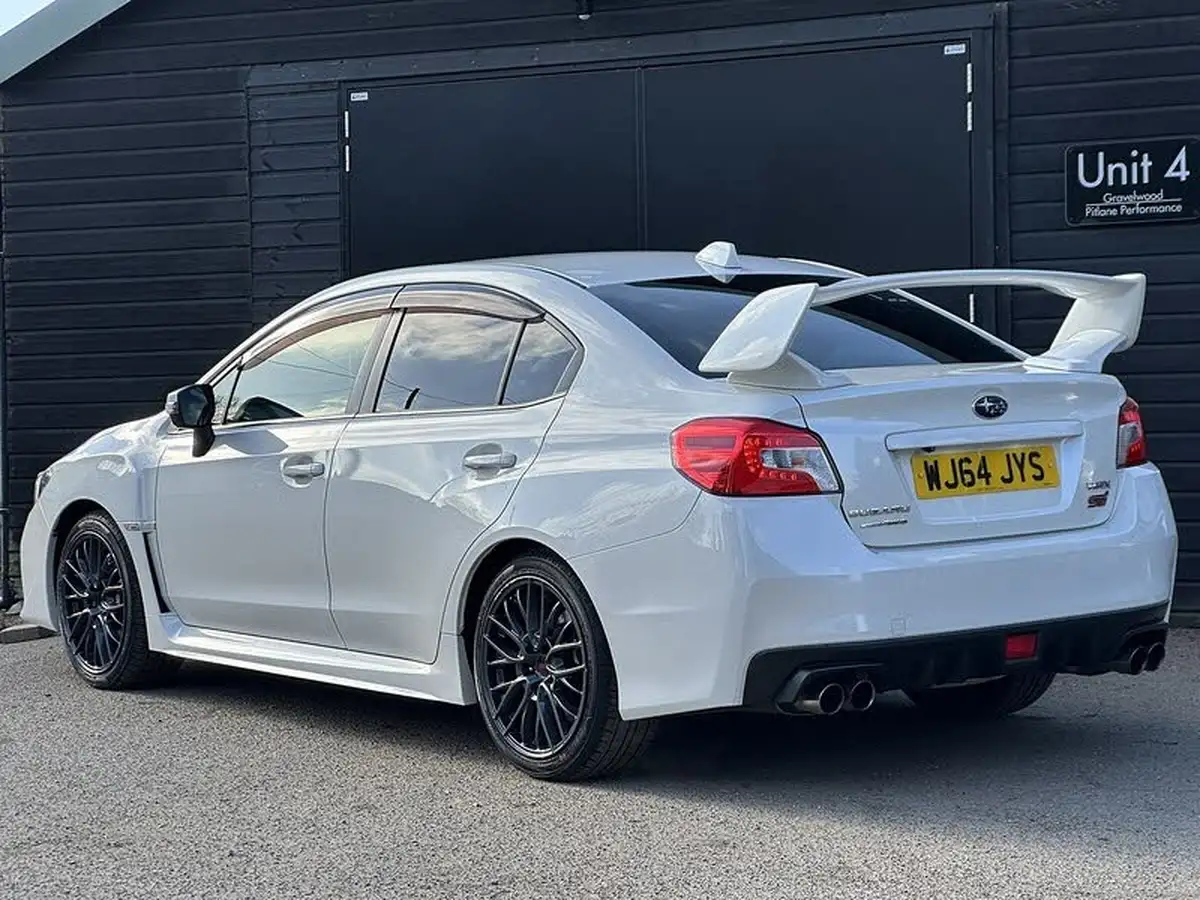 2014-subaru-wrx-25-sti-type-uk-big-10