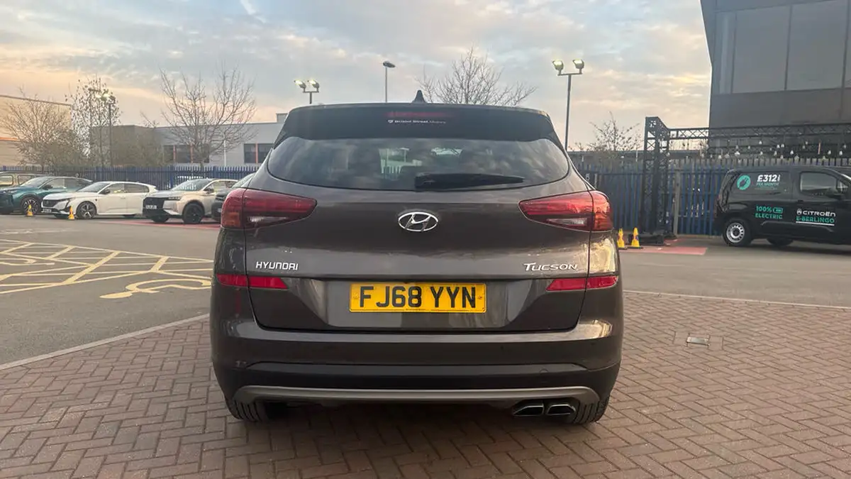 2019-hyundai-tucson-16crdi-se-nav-136ps-dct-big-8