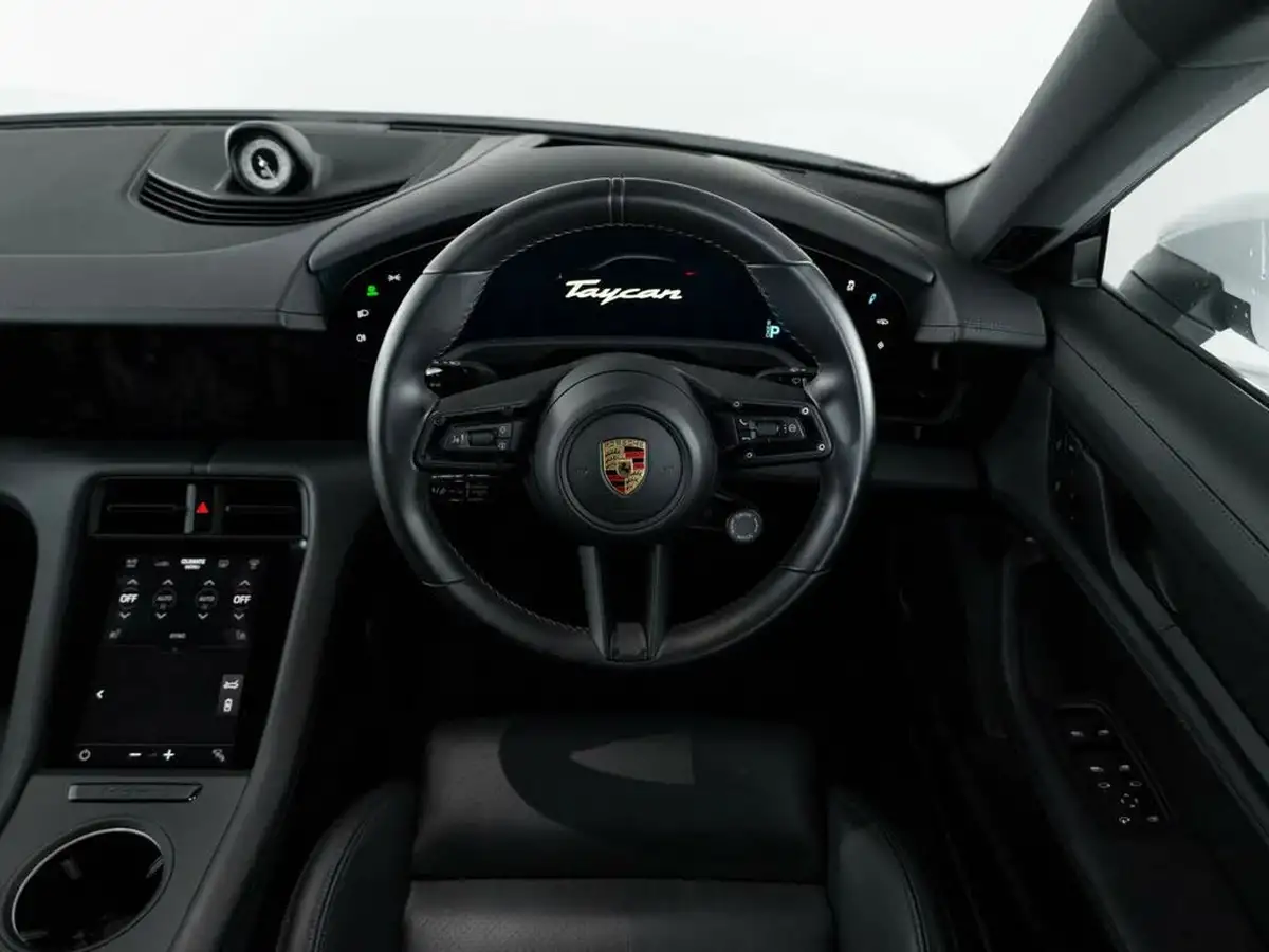 2023-porsche-taycan-e-4s-sport-turismo-571ps-performance-battery-plus-big-8