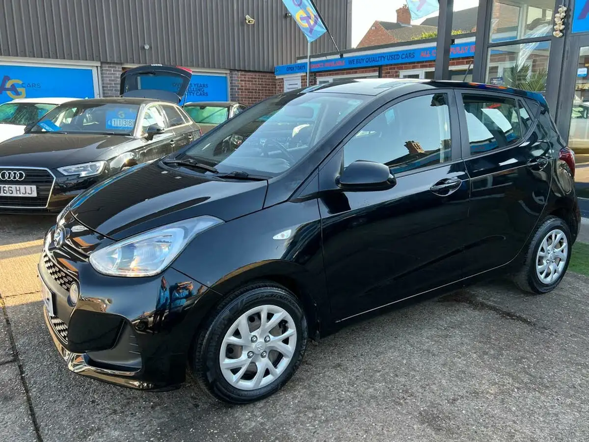 2019-hyundai-i10-10-se-67ps-big-13