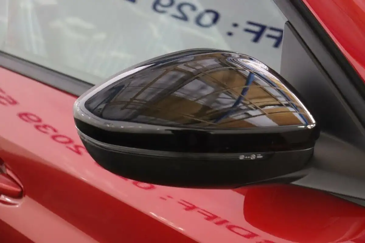 2024-peugeot-208-12-puretech-allure-big-16