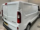 2021-renault-trafic-20dci-ll30-energy-120-business-panel-small-34