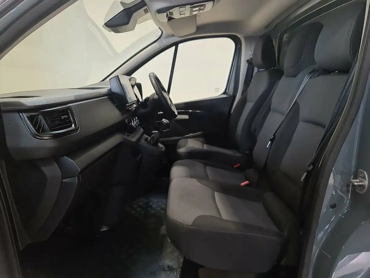 2022-renault-trafic-20dci-sl28-130-business-big-5