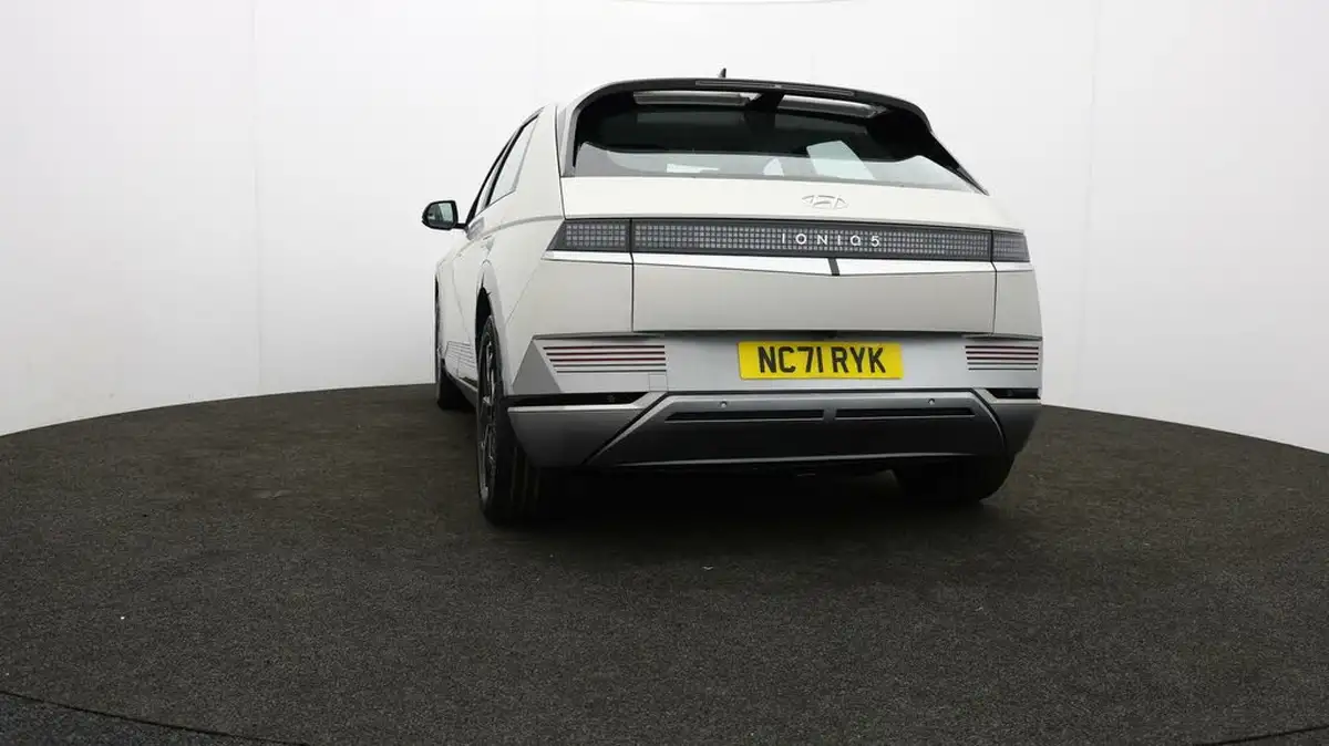 2021-hyundai-ioniq-5-e-premium-170ps-58kwh-rwd-big-23