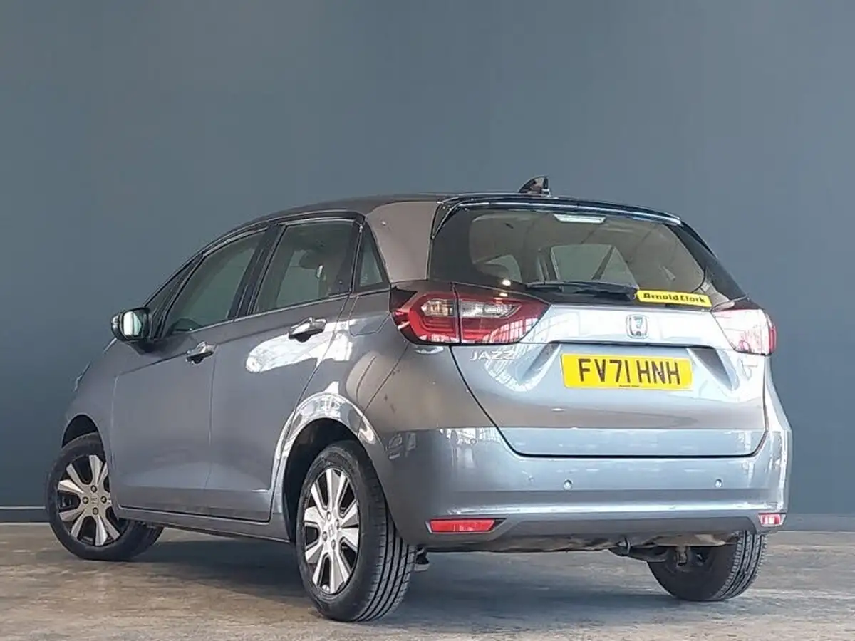 2021-honda-jazz-15-i-mmd-sr-109ps-big-1