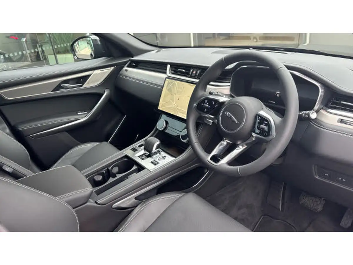 2024-jaguar-f-pace-20-d200-r-dynamic-s-big-22