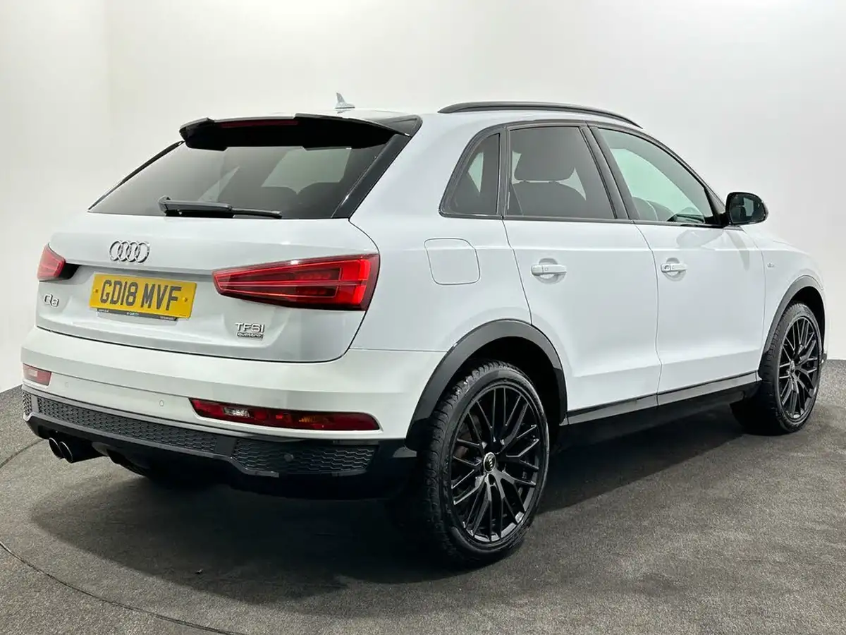 2018-audi-q3-20-tfsi-quattro-black-edition-big-6