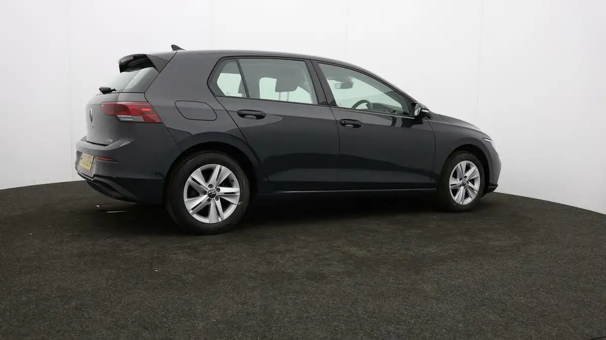 2020-volkswagen-golf-15-etsi-life-150ps-hatchback-big-26