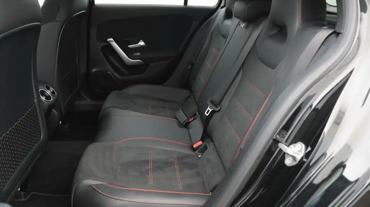 2020-mercedes-benz-a-class-13-a200-amg-line-executive-hatchback-5d-big-16