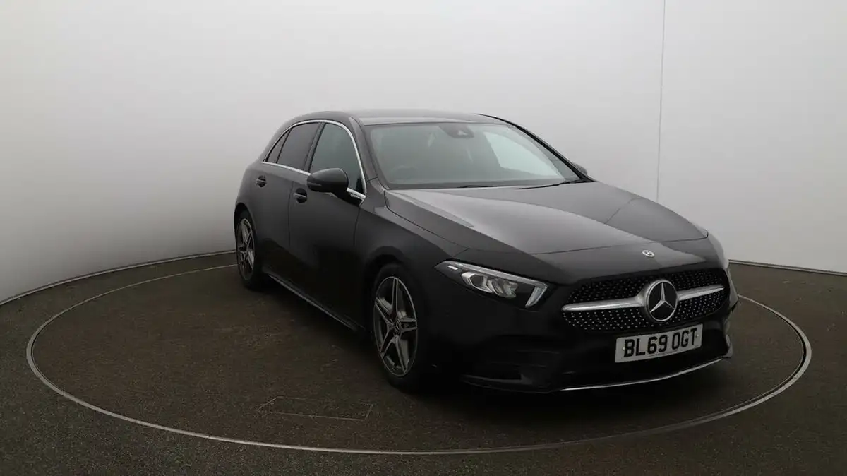 2020-mercedes-benz-a-class-13-a200-amg-line-executive-hatchback-5d-big-34