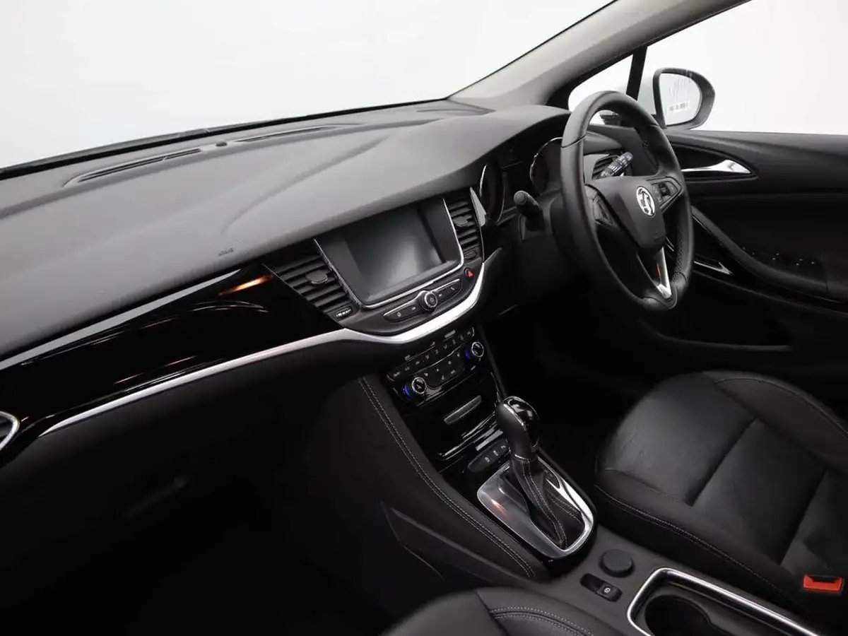 2017-vauxhall-astra-14i-16v-turbo-elite-150ps-ss-hatchback-auto-big-8