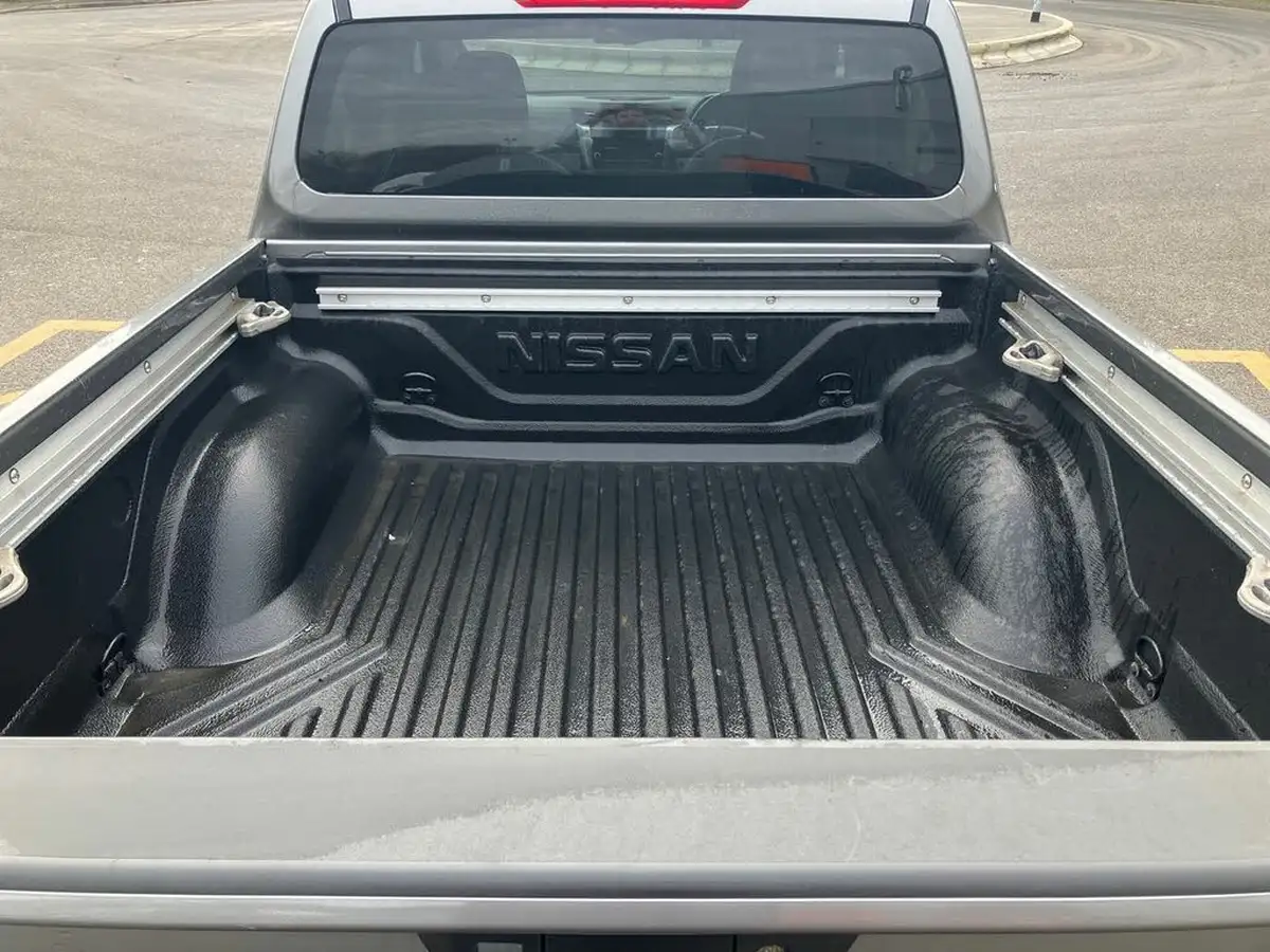 2021-nissan-navara-23dci-tt-n-guard-8-navileathersunroof-auto-big-16