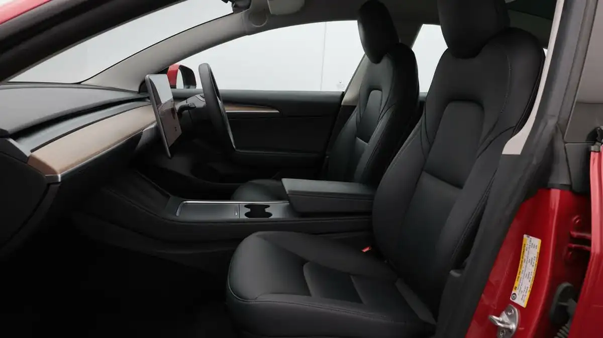 2021-tesla-model-3-e-long-range-4x4-big-14