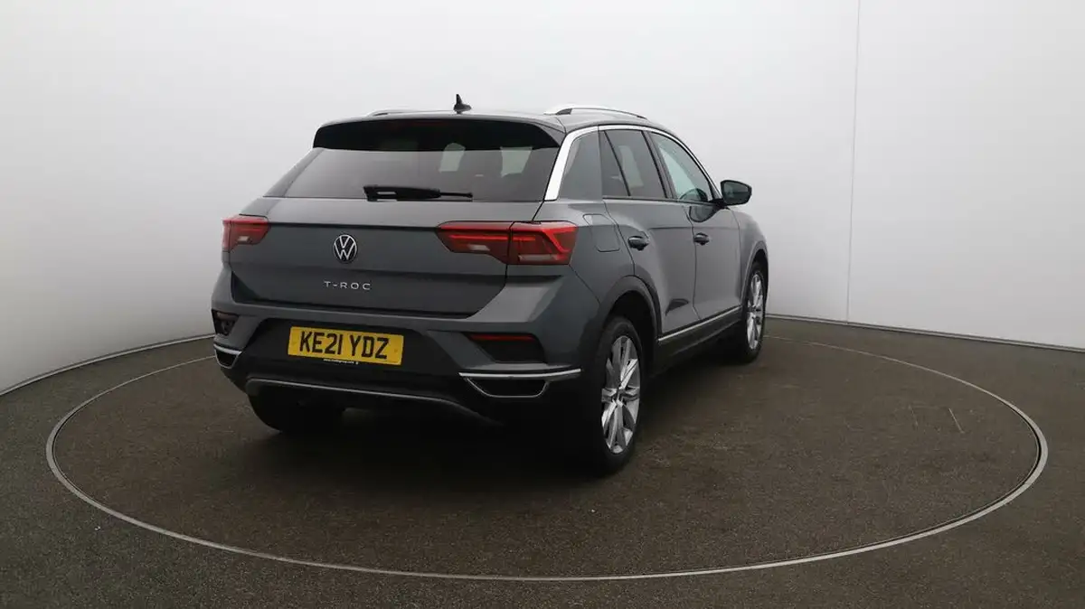 2021-volkswagen-t-roc-15-tsi-sel-dsg-big-48
