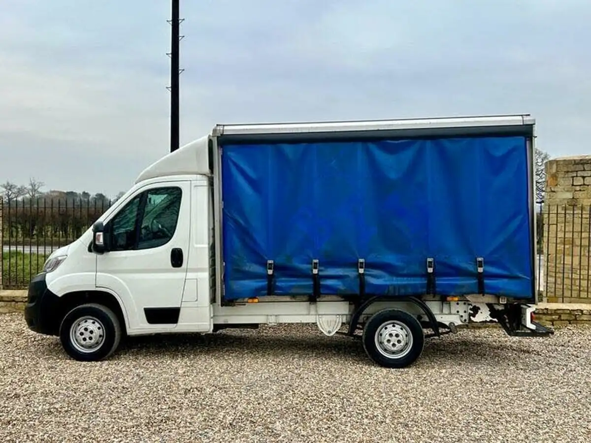 2018-citroen-relay-20bluehdi-plus-35-l2-rtr-dropside-big-9