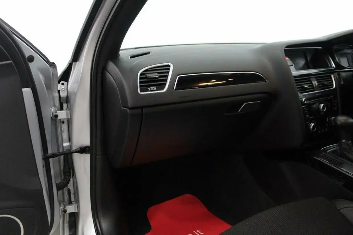 2015-audi-a4-20td-black-edition-177ps-multitronic-big-32