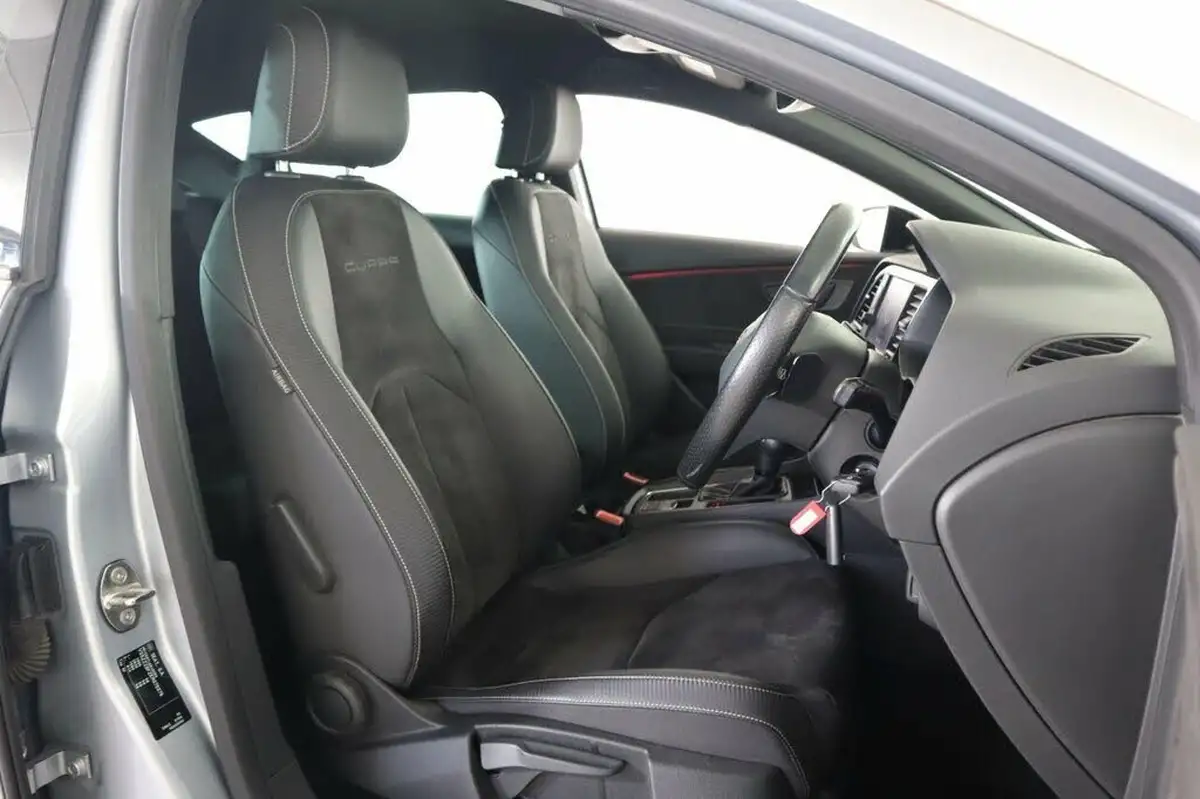 2019-seat-leon-20-tsi-cupra-290-ss-big-60