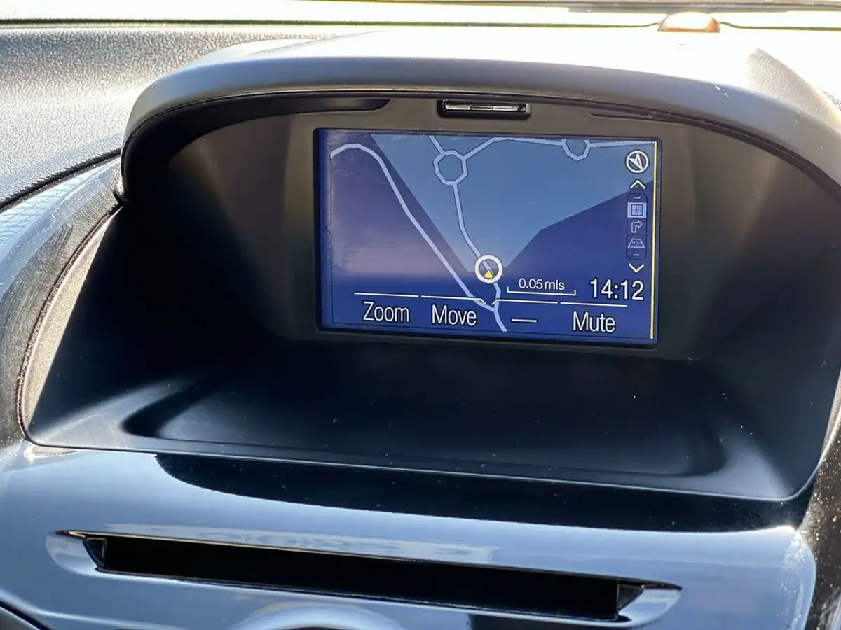 2018-ford-b-max-10t-zetec-navigator-100ps-big-13