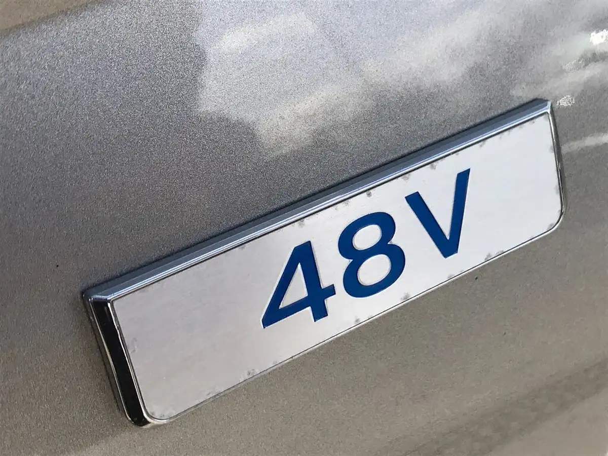 2022-hyundai-i20-10-t-gdi-se-connect-dct-big-15
