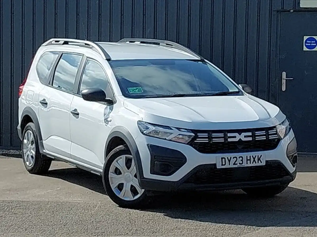 2023-dacia-jogger-10-tce-essential-big-0