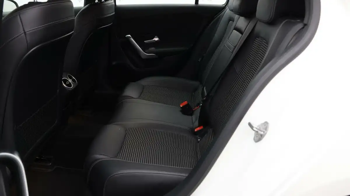 2018-mercedes-benz-a-class-15d-a180d-sport-116ps-premiumss-hatchback-5d-7g-dct-big-15