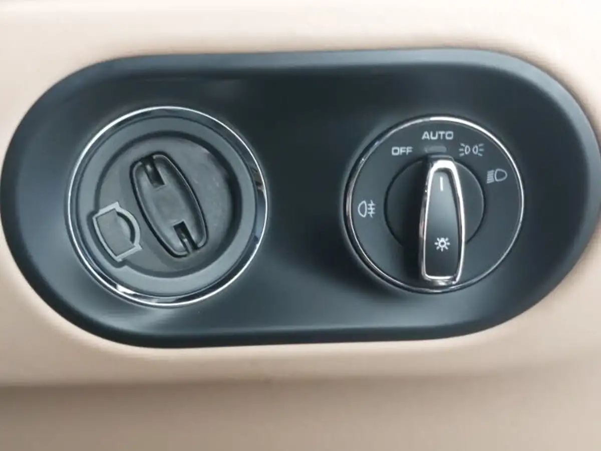 2019-porsche-macan-29-v6-turbo-big-14