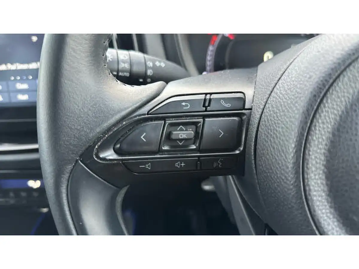 2022-toyota-aygo-x-10-vvt-i-edge-big-27