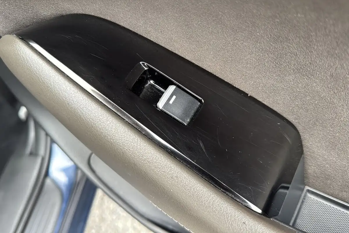2019-mazda-mazda6-22td-skyactiv-d-gt-sport-nav-saloon-4d-big-28