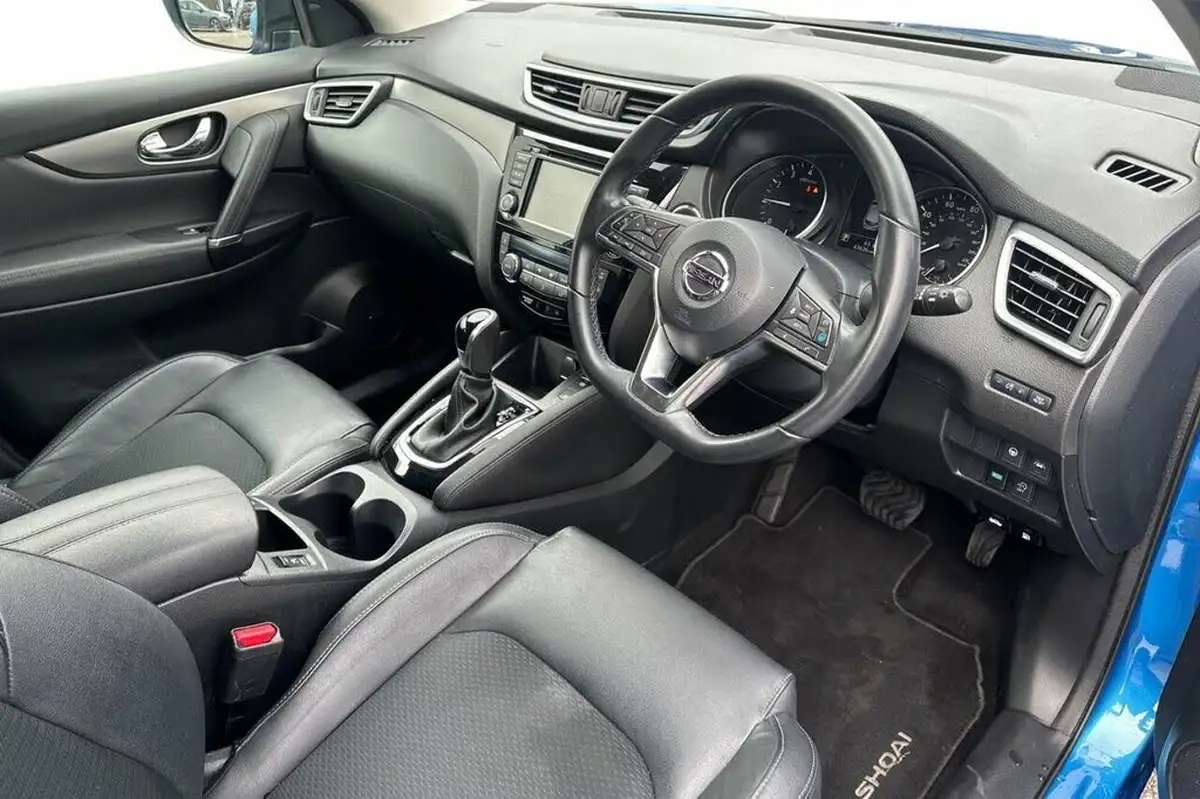 2020-nissan-qashqai-13-dig-t-tekna-160ps-dct-big-8