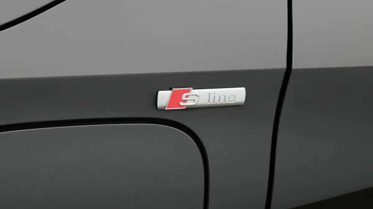 2023-audi-a3-14-40-tfsi-e-s-line-big-20