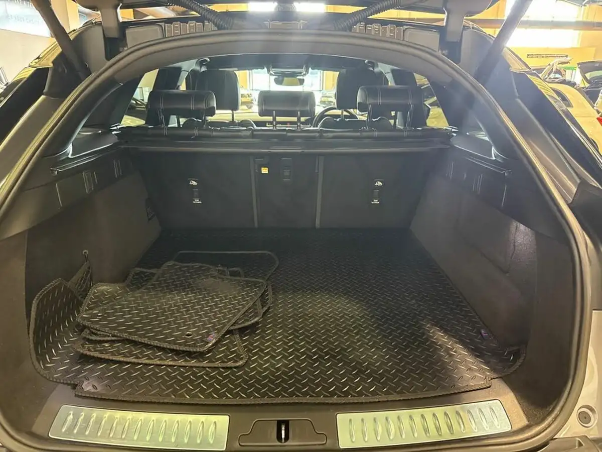 2022-land-rover-range-rover-velar-20-d200-velar-edition-big-5