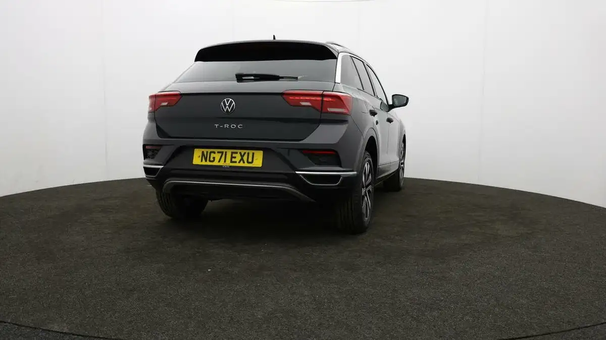 2022-volkswagen-t-roc-10-tsi-active-hatchback-5d-big-79