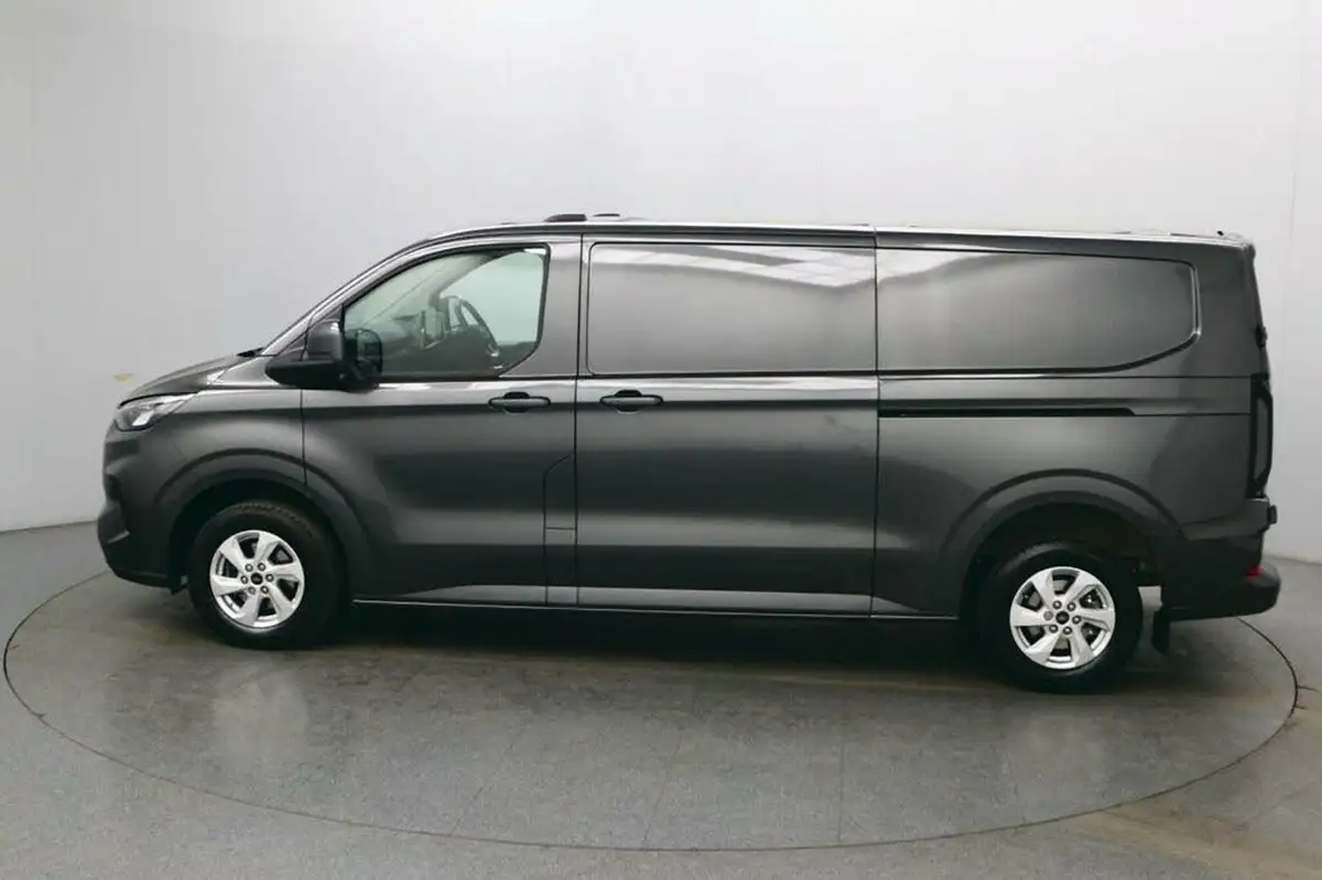 2023-ford-transit-custom-20tdci-320-l2h1-limited-136pseu6e-panel-van-1996cc-auto-big-4