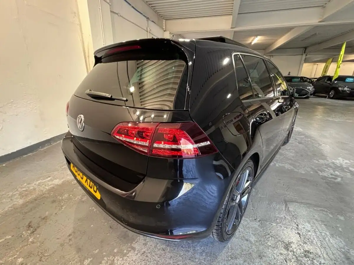 2014-volkswagen-golf-20tdi-gtd-5d-big-7