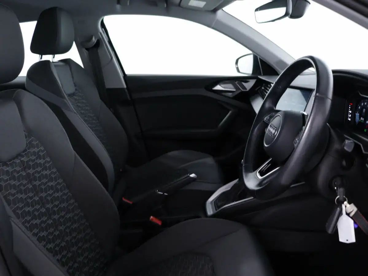 2021-audi-a1-15-35-tfsi-sport-big-31