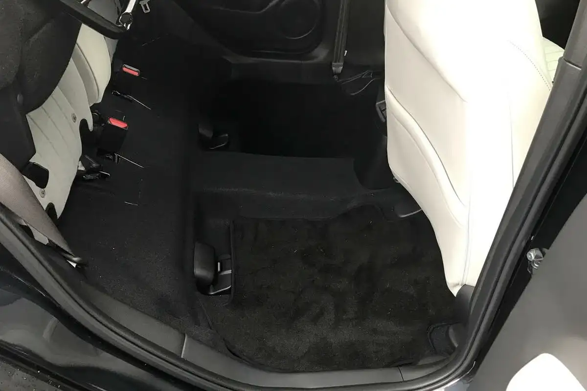 2022-honda-jazz-15-i-mmd-ex-107ps-big-15