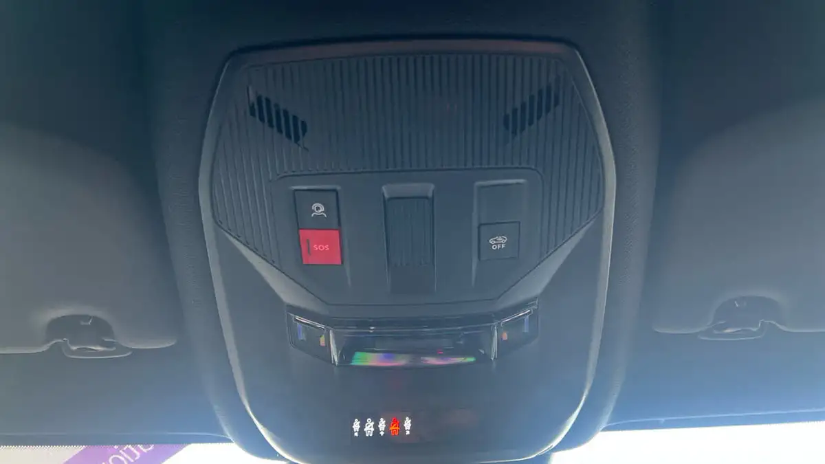 2023-peugeot-408-12-puretech-gt-130ps-ss-eat8-big-36