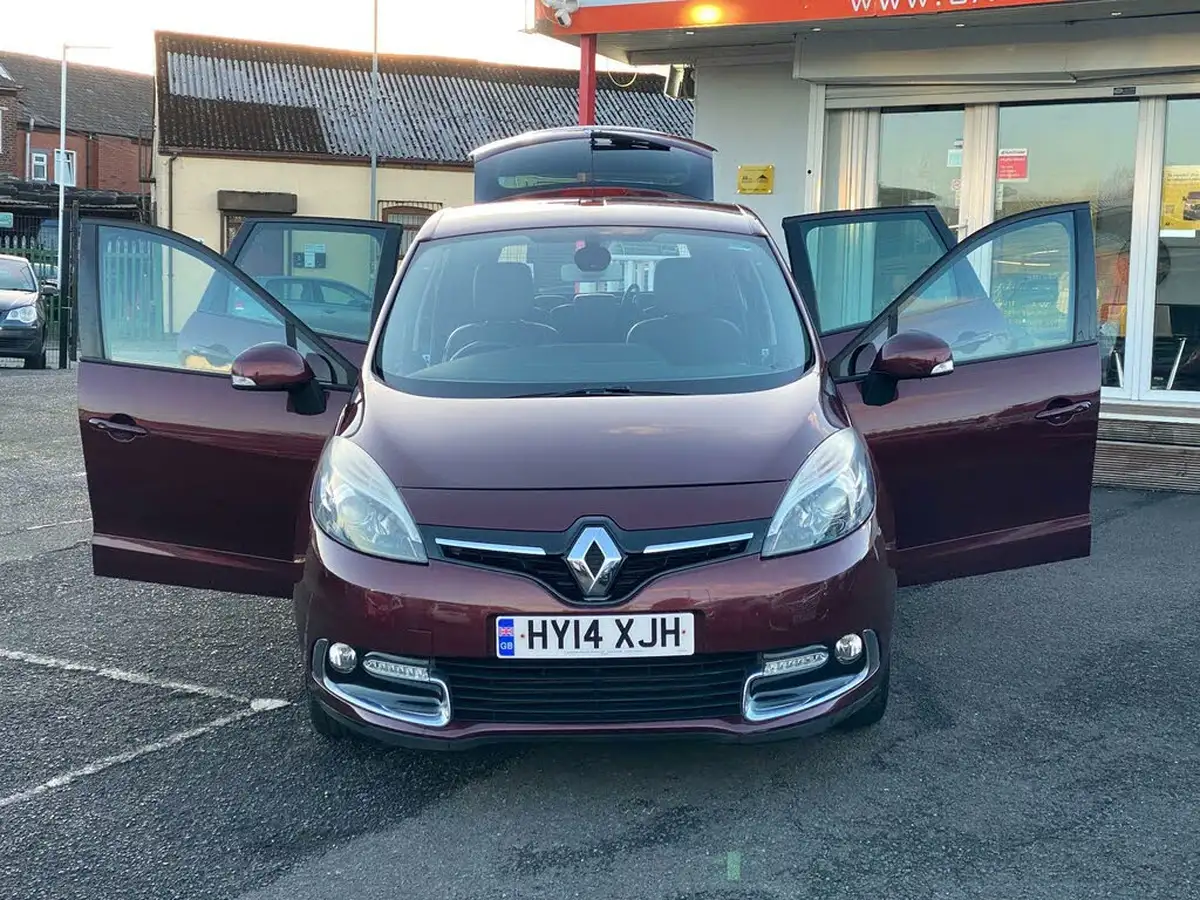 2014-renault-grand-scenic-15td-dynamique-tom-tom-edc-auto-big-19