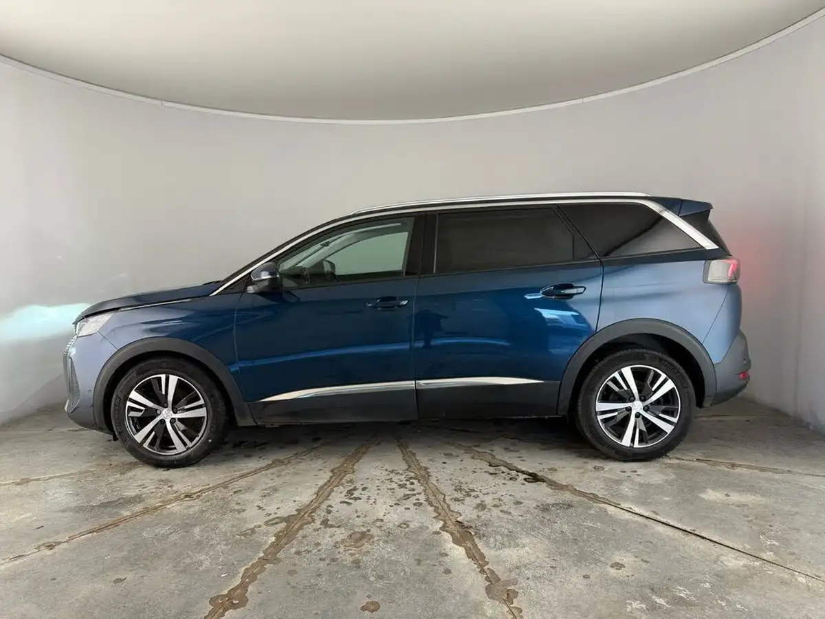 2021-peugeot-5008-suv-15-bluehdi-allure-premium-big-3
