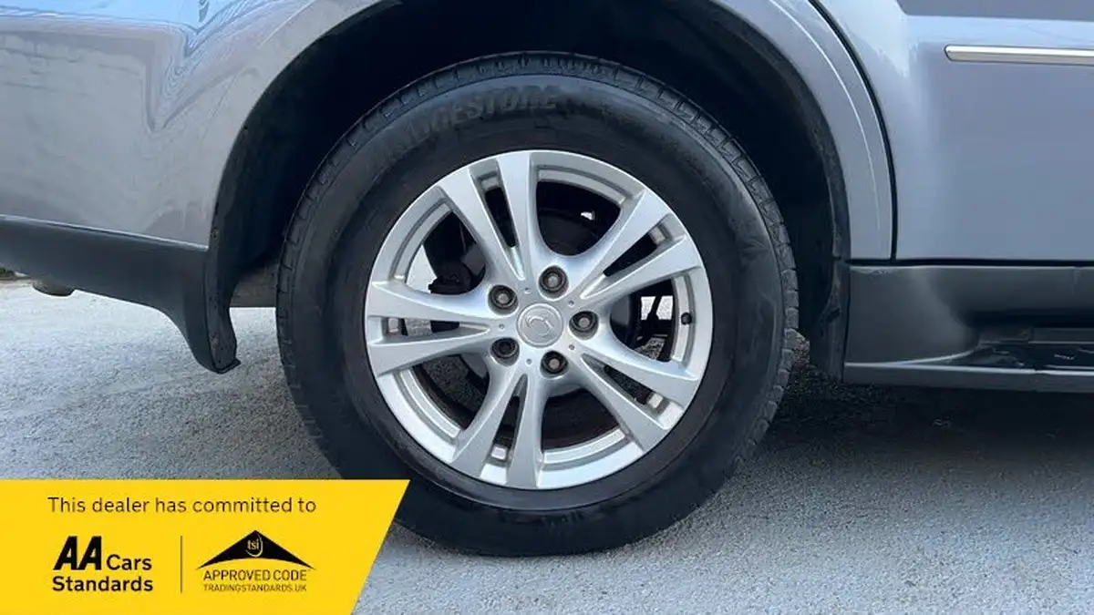 2012-kgm-ssangyong-rexton-27td-ex-big-36