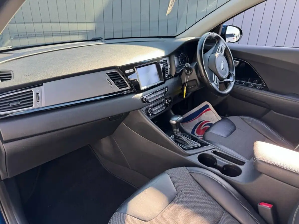 2017-kia-niro-16-gdi-2-156kwh-lithium-ion-big-12